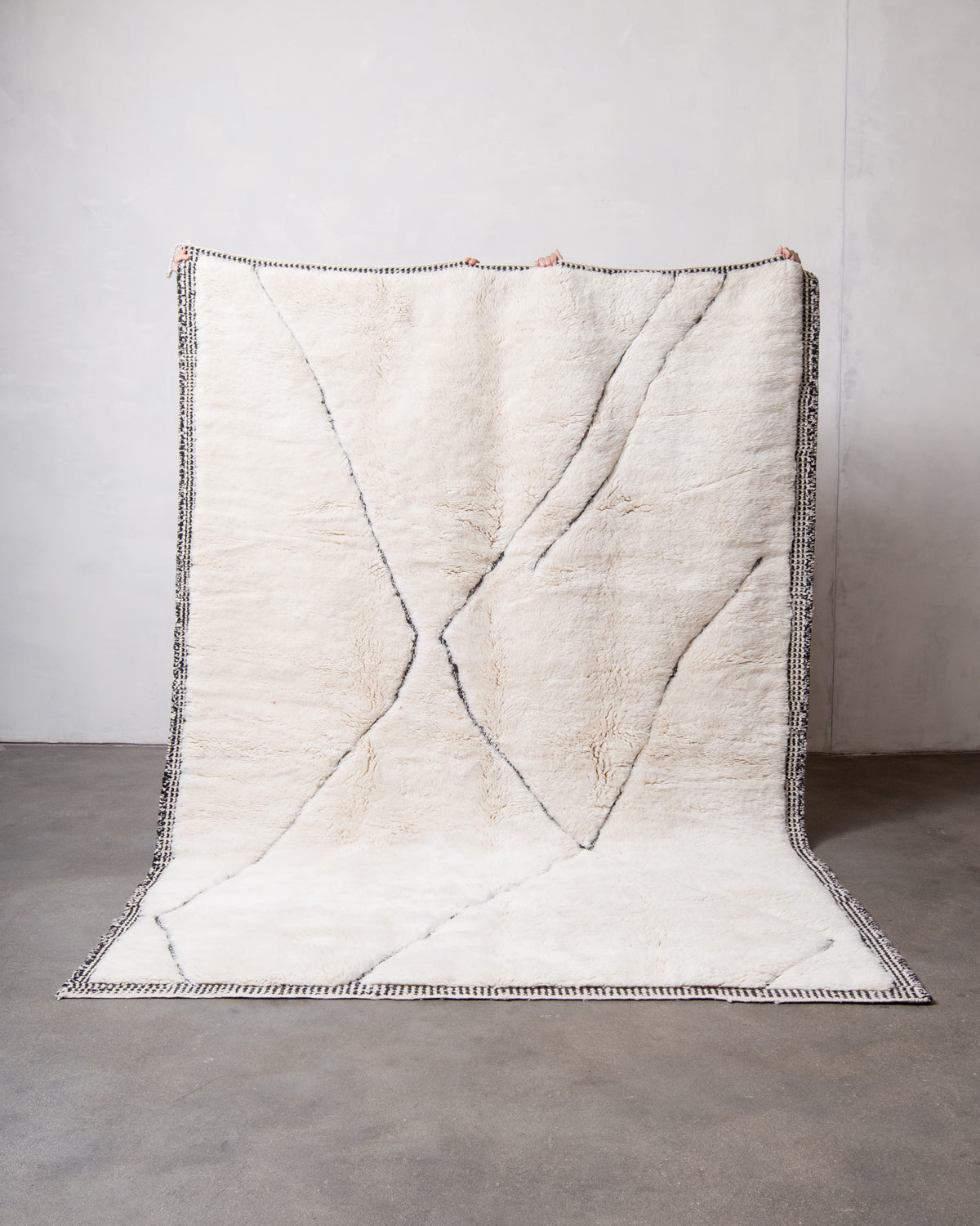 Modern, designer, handcrafted 100% sheep’s wool Berber rug from Morocco. Beni M’rirt carpet with beautiful colours and patterns and fluffy wool texture.